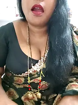 Snapshot of Swapna_143 chatting on November 27, 2025, 4:40 pm Swapna 143 online show from November 27, 2025, 4:40 pm