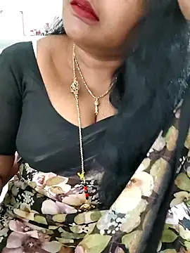 Snapshot of Swapna_143 chatting on November 5, 2025, 7:11 am Swapna 143 online show from November 5, 2025, 7:11 am