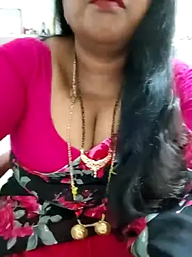 Snapshot of Swapna_143 chatting on November 24, 2025, 5:02 pm Swapna 143 online show from November 24, 2025, 5:02 pm