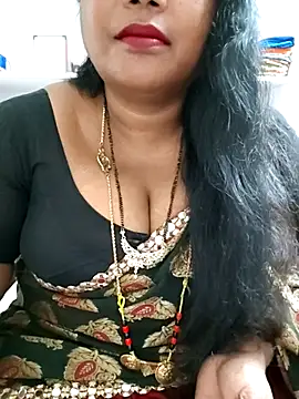 Snapshot of Swapna_143 chatting on December 4, 2025, 4:39 pm Swapna 143 online show from December 4, 2025, 4:39 pm