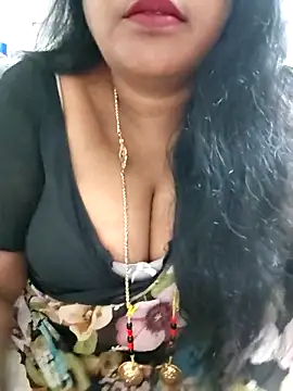 Snapshot of Swapna_143 chatting on November 4, 2025, 4:55 pm Swapna 143 online show from November 4, 2025, 4:55 pm