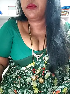 Snapshot of Swapna_143 chatting on December 1, 2025, 4:41 pm Swapna 143 online show from December 1, 2025, 4:41 pm