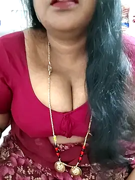 Snapshot of Swapna_143 chatting on October 28, 2025, 3:18 am Swapna 143 online show from October 28, 2025, 3:18 am