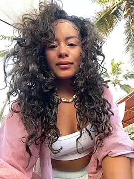 Snapshot of Marie_Rose chatting on March 13, 2025, 11:51 am Marie Rose online show from March 13, 2025, 11:51 am