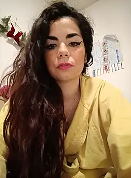 Snapshot of Saturnia_Yvonne chatting on January 28, 2025, 11:50 pm Saturnia Yvonne online show from January 28, 2025, 11:50 pm