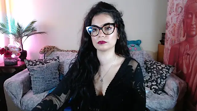 Snapshot of Saturnia_Yvonne chatting on September 26, 2025, 4:47 pm Saturnia Yvonne online show from September 26, 2025, 4:47 pm