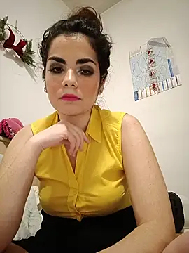 Snapshot of Saturnia_Yvonne chatting on January 31, 2025, 11:45 pm Saturnia Yvonne online show from January 31, 2025, 11:45 pm