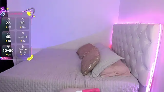 Snapshot of CataLesmes chatting on October 6, 2025, 1:18 am CataLesmes online show from October 6, 2025, 1:18 am