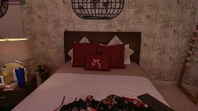 cherry chel online show from March 8, 2025, 4:01 am