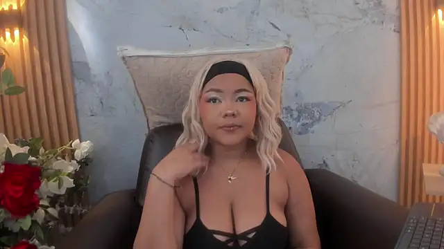 cherry chel online show from December 17, 2025, 7:41 pm