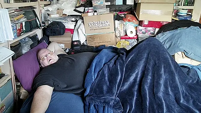 hadeszeuss2 online show from February 13, 2026, 2:28 pm