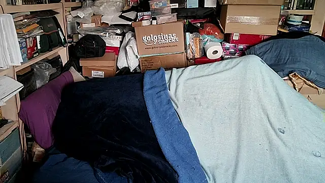 hadeszeuss2 online show from February 10, 2026, 2:49 pm