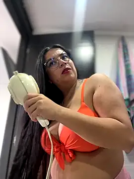 Devilsweet17 online show from September 18, 2025, 12:08 pm