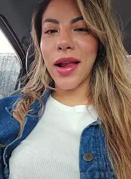 Snapshot of Karen_San_Miguel chatting on September 30, 2025, 2:34 pm Karen San Miguel online show from September 30, 2025, 2:34 pm