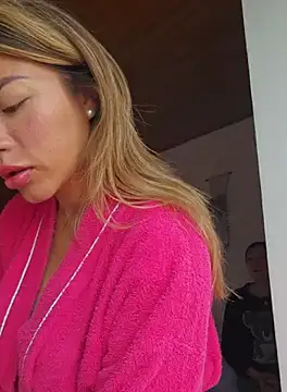 Snapshot of Karen_San_Miguel chatting on September 25, 2025, 4:46 pm Karen San Miguel online show from September 25, 2025, 4:46 pm