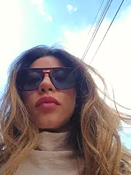 Karen San Miguel online show from March 11, 2026, 7:19 pm