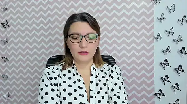 Snapshot of Amie_Adams82_ chatting on December 10, 2024, 4:17 pm Amie Adams82 online show from December 10, 2024, 4:17 pm