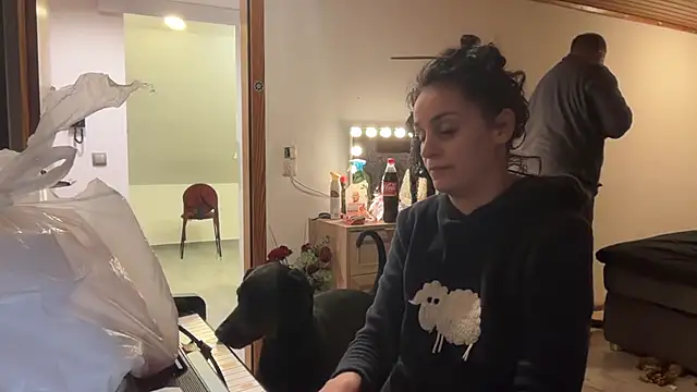 Snapshot of JeSuisUnTapin chatting on January 9, 2026, 6:48 pm JeSuisUnTapin online show from January 9, 2026, 6:48 pm