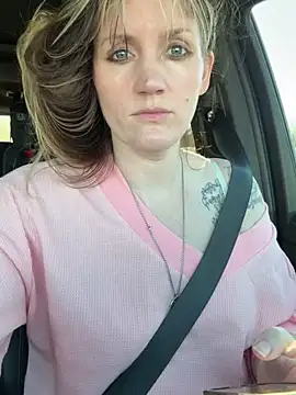 Snapshot of foreverzays chatting on February 4, 2026, 3:40 pm foreverzays online show from February 4, 2026, 3:40 pm