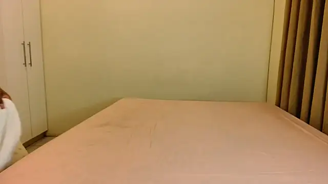 Snapshot of ALEXABOUJEE95 chatting on February 27, 2025, 3:18 am ALEXABOUJEE95 online show from February 27, 2025, 3:18 am