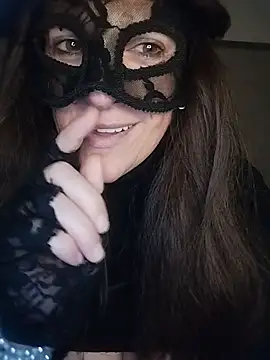 Snapshot of 23Milly chatting on February 26, 2025, 5:24 am 23Milly online show from February 26, 2025, 5:24 am