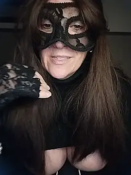 Snapshot of 23Milly chatting on March 6, 2025, 7:43 pm 23Milly online show from March 6, 2025, 7:43 pm