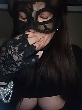 Snapshot of 23Milly chatting on January 10, 2025, 7:35 am 23Milly online show from January 10, 2025, 7:35 am