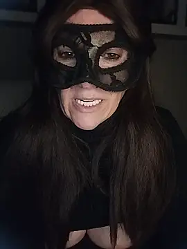 Snapshot of 23Milly chatting on February 4, 2025, 7:33 pm 23Milly online show from February 4, 2025, 7:33 pm