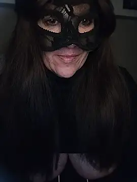 Snapshot of 23Milly chatting on February 17, 2025, 1:22 pm 23Milly online show from February 17, 2025, 1:22 pm