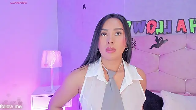 Cameliaa Smiith online show from October 30, 2025, 3:27 am