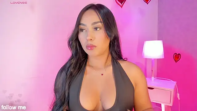 Snapshot of Cameliaa_Smiith chatting on February 11, 2026, 3:06 am Cameliaa Smiith online show from February 11, 2026, 3:06 am