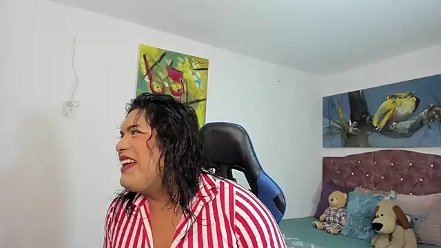 Snapshot of Margoth_Montilla chatting on November 26, 2025, 12:54 am Margoth Montilla online show from November 26, 2025, 12:54 am