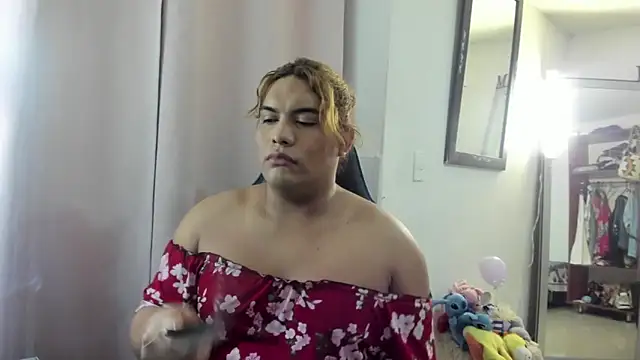 Snapshot of Margoth_Montilla chatting on February 10, 2026, 1:26 am Margoth Montilla online show from February 10, 2026, 1:26 am