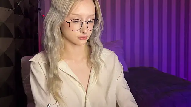 mayvi cold online show from January 18, 2025, 11:33 pm