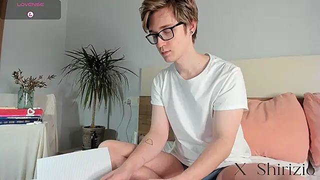 Shirizi online show from February 2, 2025, 10:56 am