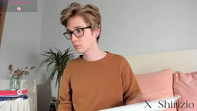 Shirizi online show from January 26, 2025, 7:52 pm