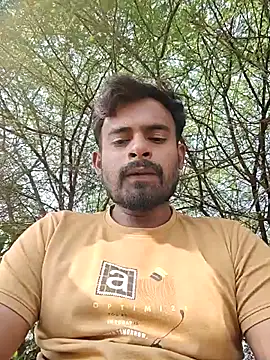 rayhan085 online show from November 11, 2025, 8:42 am