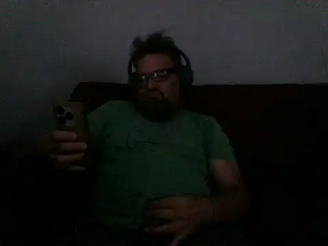 Snapshot of LECHEBALLS chatting on July 8, 2026, 4:29 pm LECHEBALLS online show from July 8, 2026, 4:29 pm