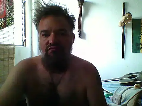 Snapshot of LECHEBALLS chatting on November 11, 2025, 8:25 pm LECHEBALLS online show from November 11, 2025, 8:25 pm