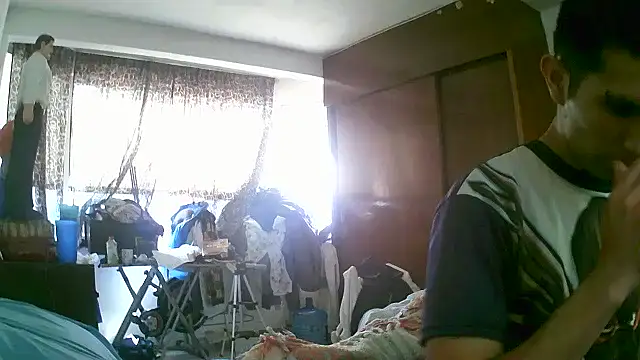 Snapshot of jperezofficial1 chatting on December 1, 2025, 5:03 pm jperezofficial1 online show from December 1, 2025, 5:03 pm