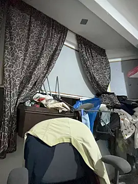 Snapshot of jperezofficial1 chatting on December 14, 2025, 4:40 am jperezofficial1 online show from December 14, 2025, 4:40 am