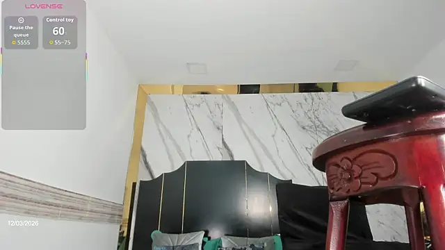 Snapshot of Victtoria_Parker chatting on March 12, 2026, 1:37 pm Victtoria Parker online show from March 12, 2026, 1:37 pm