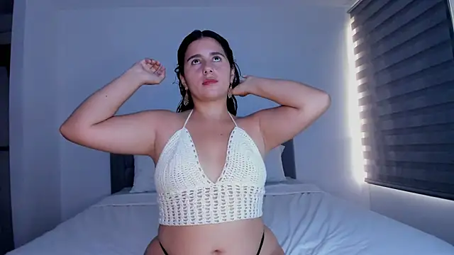 Snapshot of Natasha-28 chatting on October 4, 2025, 9:05 pm Natasha-28 online show from October 4, 2025, 9:05 pm