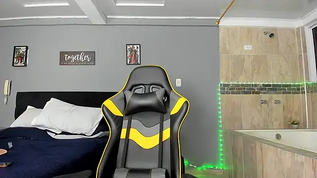 owengray2n online show from January 17, 2025, 1:15 am