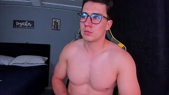 owengray2n online show from October 15, 2025, 12:31 am