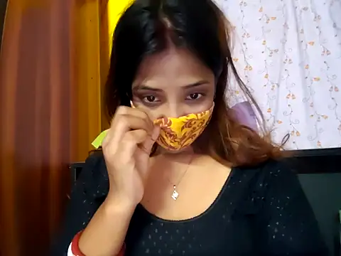 cutesoma2 online show from November 3, 2025, 6:44 pm