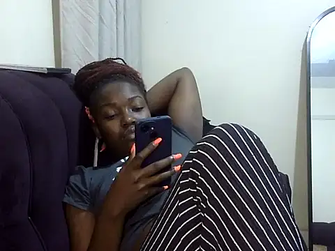 Snapshot of Sexy_racy_rebel_ chatting on February 20, 2026, 9:06 pm Sexy racy rebel online show from February 20, 2026, 9:06 pm