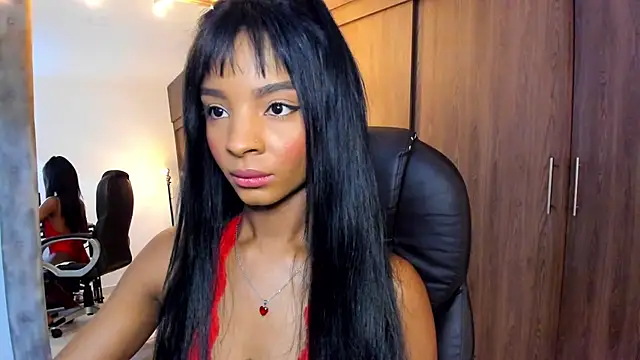 Snapshot of alikahouston4 chatting on November 19, 2025, 5:18 am alikahouston4 online show from November 19, 2025, 5:18 am