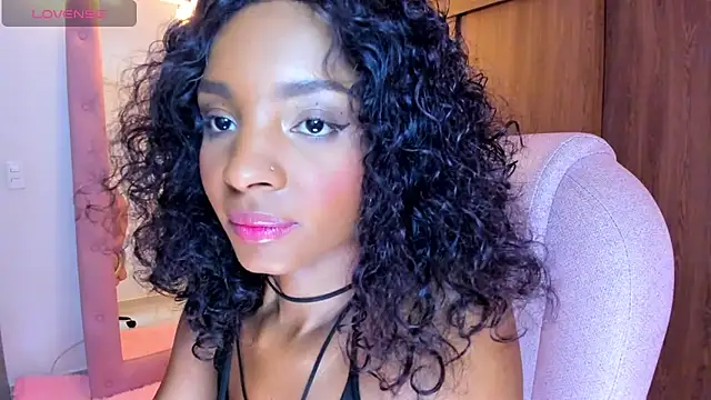 alikahouston4 online show from June 20, 2026, 2:27 am