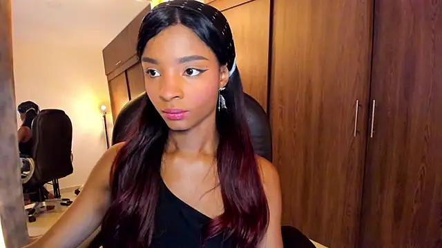 Snapshot of alikahouston4 chatting on September 12, 2025, 2:12 am alikahouston4 online show from September 12, 2025, 2:12 am